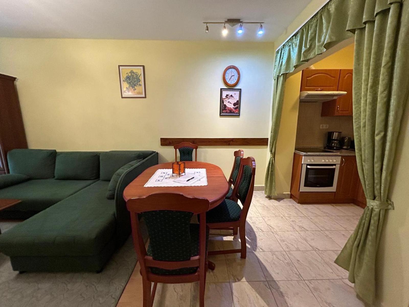 Rehab Apartment Vip Хевиз Экстерьер фото